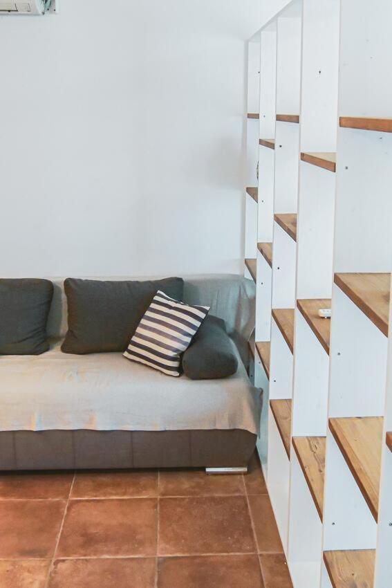 Fully Renovated One Bedroom Apartment With A Seaview - A سيفيد المظهر الخارجي الصورة