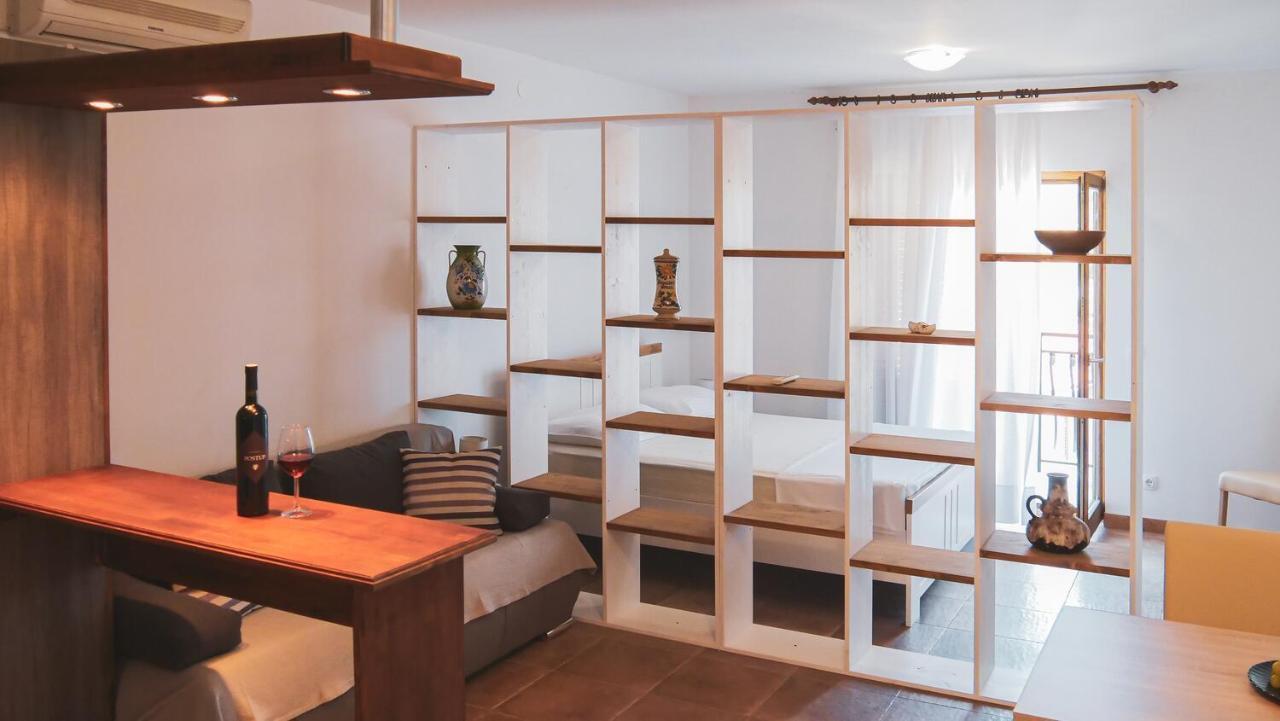 Fully Renovated One Bedroom Apartment With A Seaview - A سيفيد المظهر الخارجي الصورة